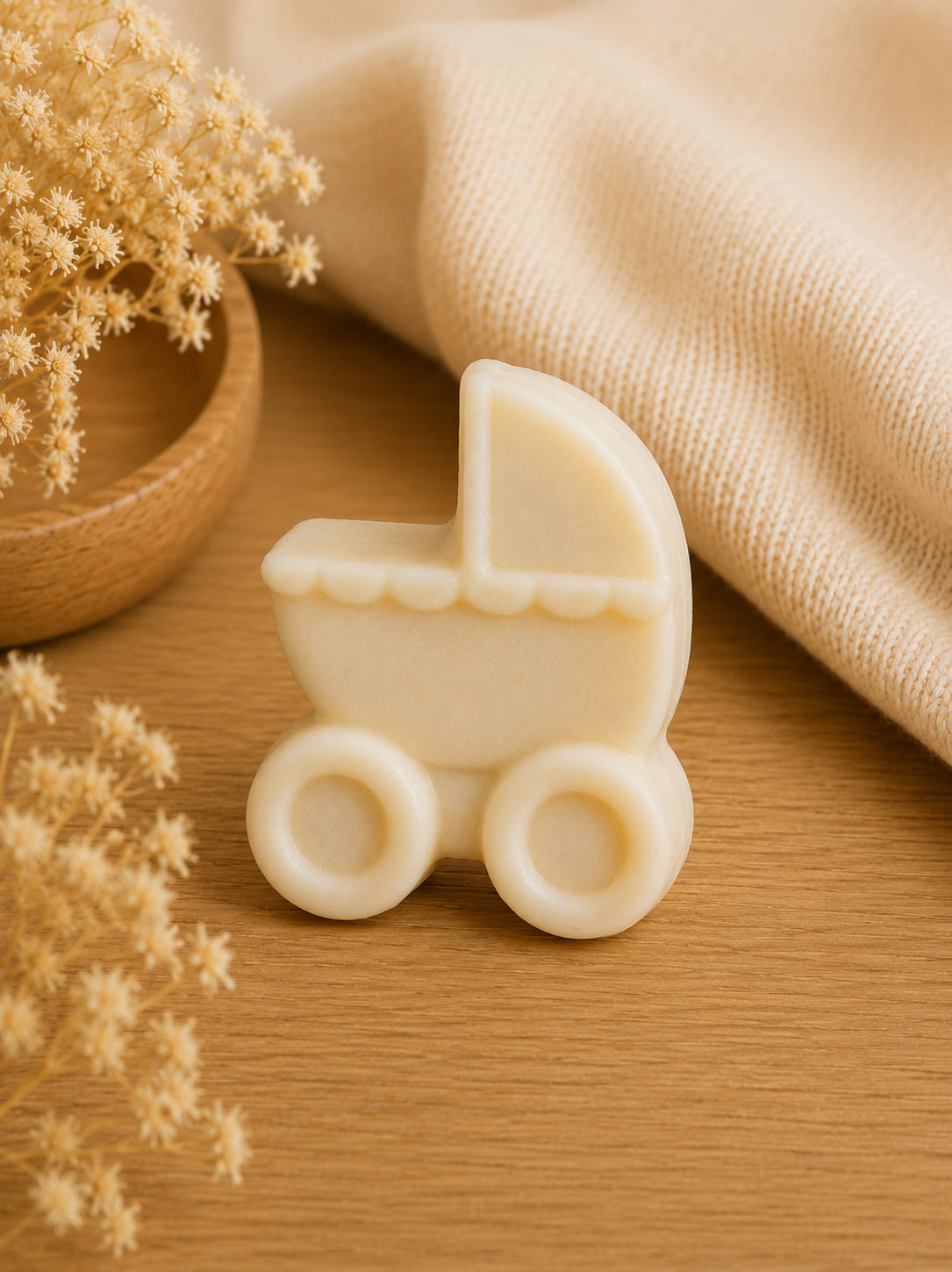 SAVON DE BÉBÉ AU LAIT D'AMANDE